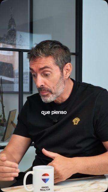 Conversaciones sin filtro sobre el mundo inmobiliario, ventas, dinero y lo que nadie te cuenta de ser agente inmobiliario. 🏡💰